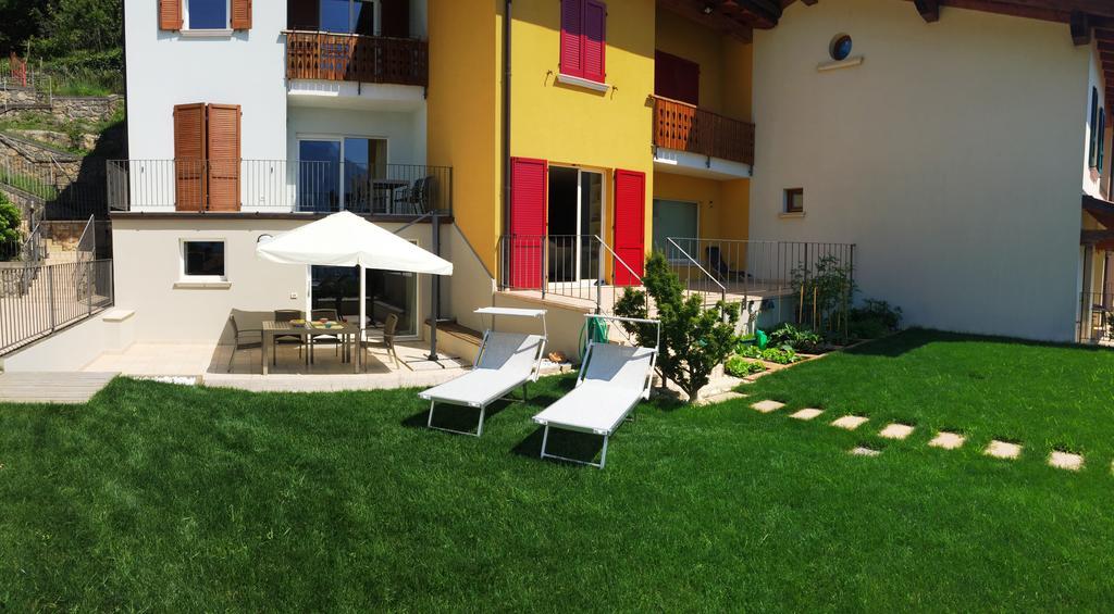 Anna Apartments Castro  Buitenkant foto